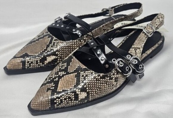 No Boundaries Shoes - No Boundaries Women's Size 9 Faux Leather Strappy Moto Flats Snakeskin Slingback